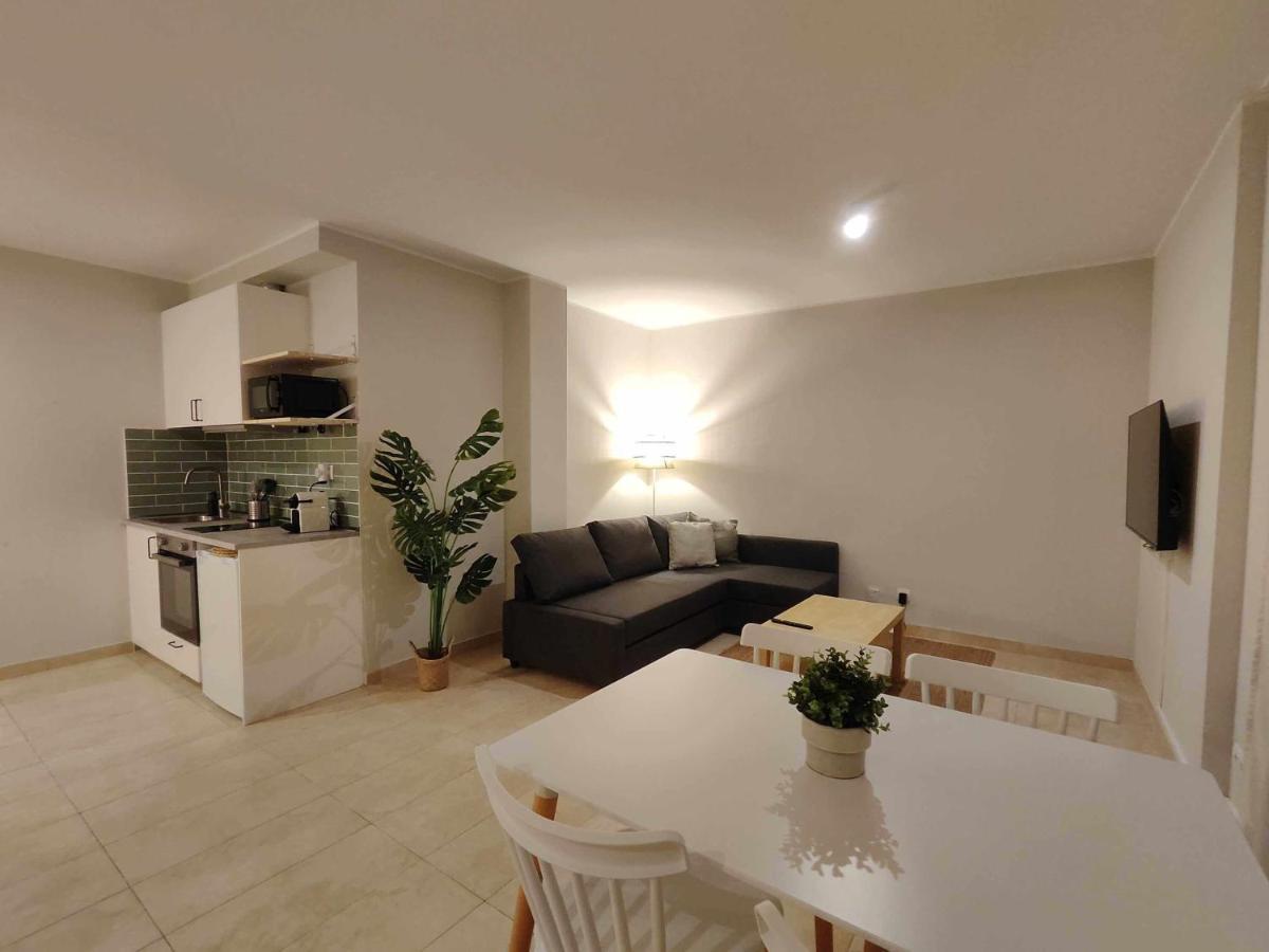 Mazi Apartments Havana Матаро Экстерьер фото