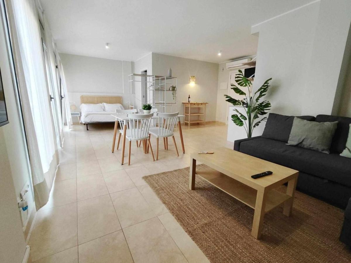 Mazi Apartments Havana Матаро Экстерьер фото
